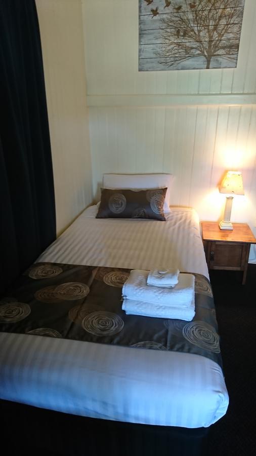 Maleny Hotel Buitenkant foto